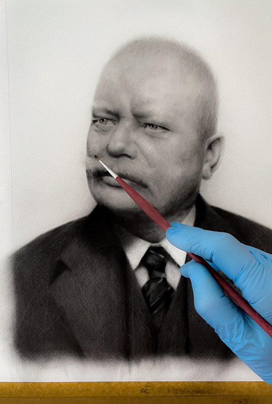 Dieses Bild hat ein leeres Alt-Attribut. Der Dateiname ist In-progress-Schnappschuss-Auftragsmalerei-Jana-Geilhof-klkl.jpg